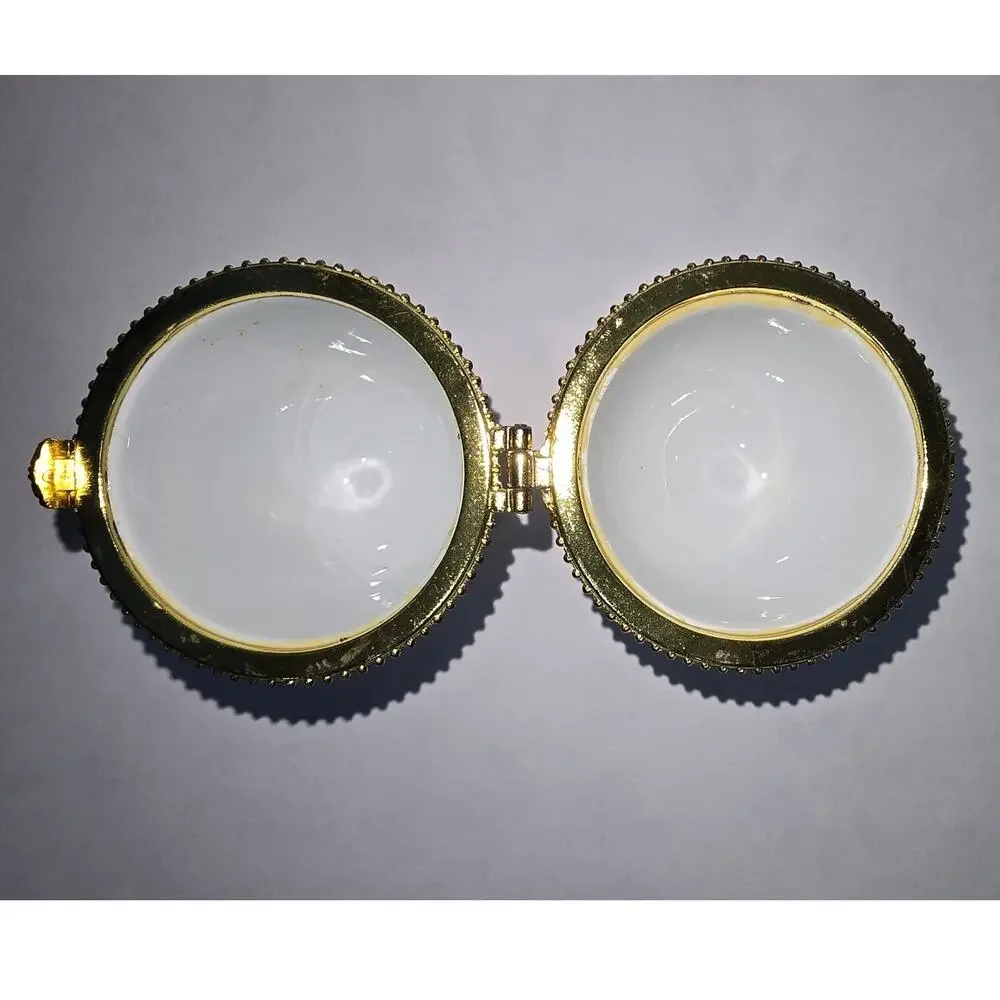 Vintage Hinged Porcelain Egg Trinket Box – Floral, Gold-Tone Band, Three Legs